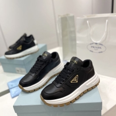 Prada Low Shoes